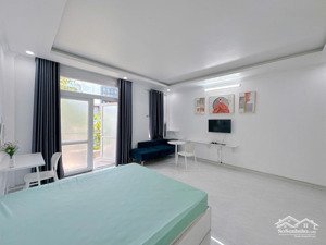 căn hộ studio hiện đại đầy đủ nội thất, view thoáng mát