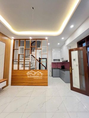 nhà đẹp xuân đỉnh chỉ vài bước ra đường oto tránh