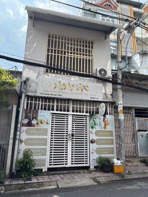 8 tỷ cho mặt tiền kinh doanh đường nam hoà, phường phước long a, quận 9 (cũ),
