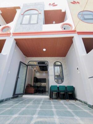 GÁC LỬNG LÔ GÓC 2 MẶT TIỀN NGAY CUỐI ĐƯỜNG BỬU LONG