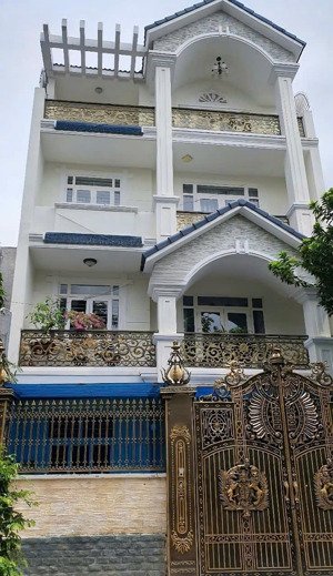 cần cho thuê nhà mt 59a đường số 4 cư xá đô thành, p. 4, q. 3 gần khúc nguyễn đình chiểu.