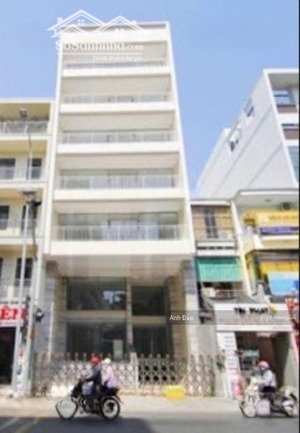 cho thuê nhà mặt tiền đường võ văn kiệt gần hồ hảo hớn quận 1