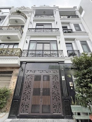 nhà phố sổ hồng riêng đường lê văn thọ p8 gò vấp. giá bán 4,55 tỷ - dt 90m2 (4.5 x 20). 5 pn 6 wc