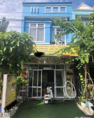 cần bán gấp nhà mặt tiền kinh doanh - 116m2 - sổ sẵn - bao phí sang tên , có thể trả góp