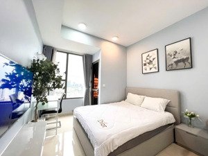 bán studio river gate giá 2.7tỷ bao hết ạ