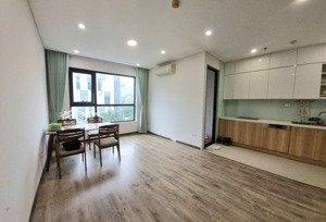 siêu hot cần bán 2 căn hộ 2pn đẹp nhất tòa nhà tại pandora triều khúc giá tốt nhất. lh: 