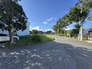 chính chủ bán lô góc 2mt đường bát nàng công chúa với phạm thận duật