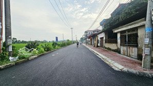 trục kinh doanh - cách kcn nội bài 200m - đường thông oto vào đất - cạnh kcn cn3