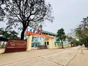 bán nhanh lô đất 50m thụy hương phường chương mỹ giá tốt . liên hệ 