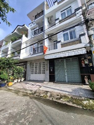 mặt tiền view công viên cây xanh khu vực dân cư hiện hữu