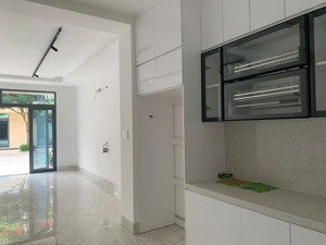 bán nhà 2pn 2wc 70m2 tại hội nghĩa, tân uyên, bình dương tiện ích nội khu công viên, trường mầm non