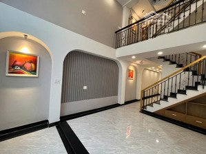 bán nhà kinh doanh căn hộ dịch vụ ngay cổng kdl văn thánh, đường điện biên phủ p. 22, bình thạnh