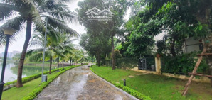 biệt thự view hồ vip - vinhomes thăng long! 80 tỷ, 300m2, nghỉ dưỡng 6 sao - đẳng cấp thượng lưu!