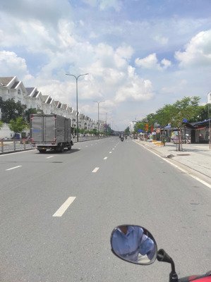 bán lô đất hxh nguyễn thái sơn, sau lưng emart, giáp bình hạnh dt 5x20m, vị trí đẹp 7tỷ