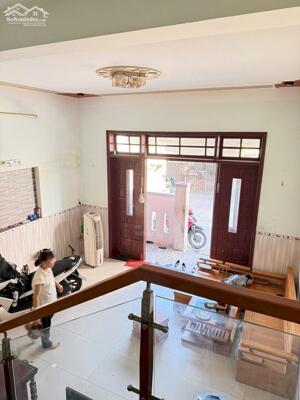 Bán nhà 2 tầng đường ô tô thông Hải Triều ,Hoà Hải, NHS