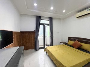 phòng ban công thoáng mát giao ngay 6,300,0000 /tháng 40/1 nguyễn giản thanh p15 quận 10