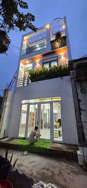 bán nhà phố3 tầng 60m full nội thất liền kề q7 huỳnh tấn phát nhà bè giá rẻ