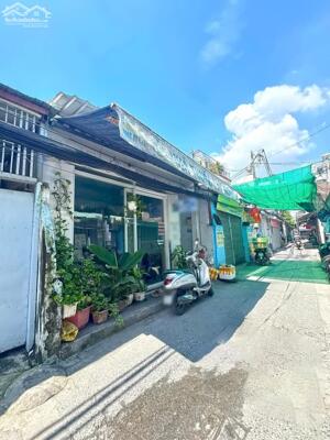 Kèo thơm - Nhà cấp 4 5x20m hẻm xe hơi Nguyễn Văn Quỳ, Quận 7