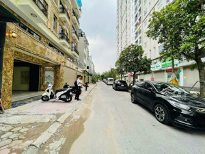 bán nhà 6 tầng, dt80m, mt5,5m, thang máy, nhà đẹp, ở ngay, đất đấu giá phúc lợi, long biên, 22,5 tỷ