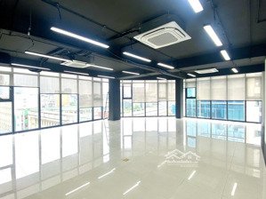 cho thuê 4000m mặt phố thái thịnh, nhà 2 tầng đầy đủ trần tường sàn, vị trí vip. lh : 