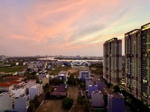 define căn hộ 3 phòng ngủ bán kèm hợp đồng thuê có sẵn