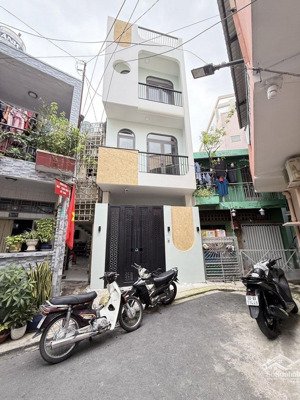 nhà 4 tầng mới đẹp - phú nhuận - 58m2 - 4pn - hẻm ô tô - giáp quận 1