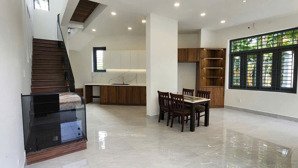 hàng ngộp. siêu rẻ. lô góc 2 mặt tiền hxh đường số 6. nguyễn duy trinh. long trường. quận 9.