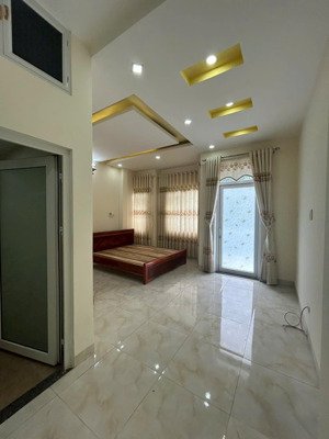 cần bán nhà mặt tiền đường 16 m vũ văn dũng - ngay cầu rồng vị trí đẹp - xung quanh nhiều tiện ích