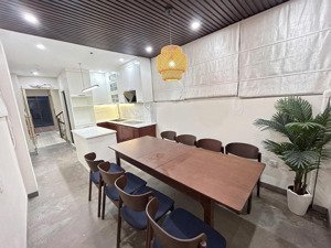 chính chủ gửi bán nhà 5 tầng xuân la ô tô kinh doanh sổ đẹp giá 12.45 tỷ