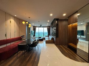 cho thuê căn hộ 3pn, 2wc, 125m2, 55 triệu tại sunwah pearl, view sông đẹp -thoáng mát.