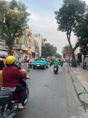 bán nhà lê văn sỹ 70m² 2 tầng 11.3 tỷ hẻm xe hơi thông