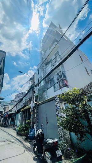 bán chdc tại phường linh tây, thủ đức, giá cực chất 7,8 tỷ, 62m2, 5 tầng, 8 phòng, 25 triệu/tháng