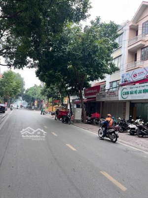 chủ cần bán gấp liền kề mặt đường trung thư, trung văn. kinh doanh sầm uất. 90m 4 tầng, 29 tỷ