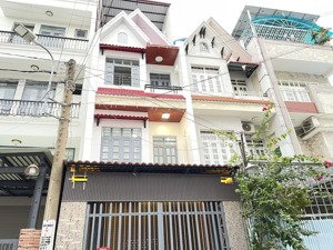 nhà mặt tiền khu dân cư cao cấp