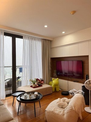 indochina plaza xuân thủy cho thuê căn 2n full nội thất, giá: 20tr/tháng. lh: 