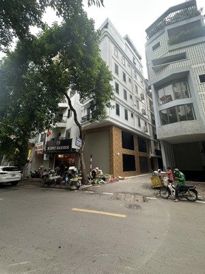 bán nhà mặt phố vương thừa vũ lô góc vỉa hè, dt 75m2, 8 tầng, mặt tiền 15m. giá 52 tỷ.