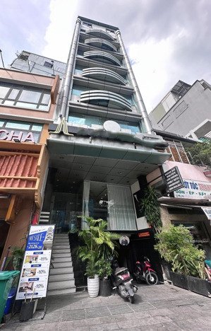 bán nhà mt thương mại nguyễn công trứ, quận 1 - dt:4x16m - 9 tầng tm - hđt:100trđ - giá 36 tỷ