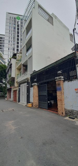 giá thương lượng sau! chính chủ bán nhà khuôn đất đẹp tân bình 6m x 17m vuông vức 1 trệt