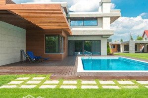 mua vào lời ngay. 2 tầng mt trần khánh dư, q1. 14 x 29m. hđt: 190 tr. giá 95 tỷ.