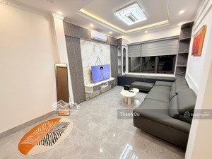 cho thuê nhà nguyên căn nguyễn văn linh, thạch bàn long biên , thang máy , full nội thất