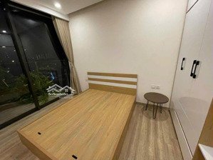 cho thuê 2 ngủ, đủ nội thất gỗ , không đồ điện tử - 74m2 sử dụng - tòa sol forest ecopark