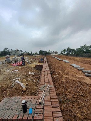 duy nhất 1 lô chỉ bán trong 3 ngày. 100m2 full thổ cư mà chỉ 1,980 tỷ. phú cát, quốc oai