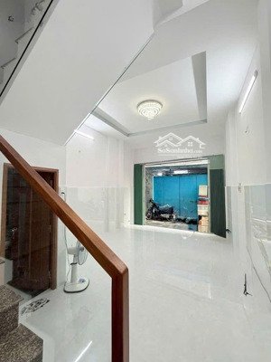 ngay khu chợ vải - f.8 - tân bình - nhỉnh 6 tỉ - 4 tầng - 6 phòng ngủ