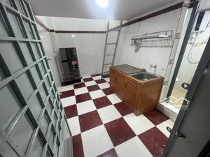 cho thuê phòng gác giá rẻ gần sân bay - công viên gia định - đại học văn lang - iuh - gia định