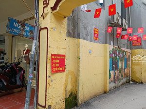 cc bán nhà lô góc mặt ngõ 85 đường xuân thủy, cầu giấy ô tô qua nhà dt 45m x 4 tầng giá 15,5 tỷ