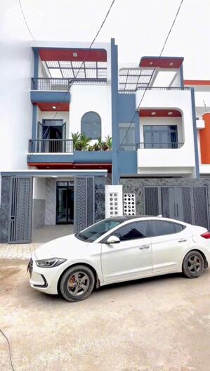 BÁN NHÀ 1 TRỆT 2 LẦU ( HOÀN CÔNG ) TẠI KDC HOÀNG MINH CHÁNH P. HOÁ AN