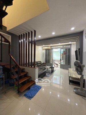 mặt tiền kinh doanh lâm văn bền, quận 7, căn góc ,diện tích 25m2, nhà mới 3tầng 3pn, chỉ 6tỉ2