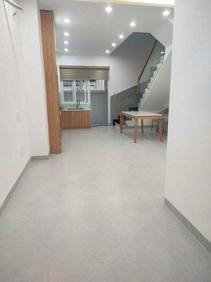 nhà phố cho thuê lovera paảk 11tr khang điền bình chánh