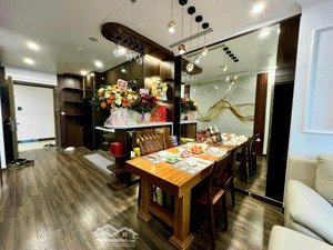 bán căn 2pn full đồ sân vườn siêu hiếm tại hoàng huy commecrce.