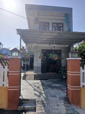 bán nhà 2 tầng 2 mặt tiền kiệt ô tô trung tâm hội an vị trí: đường hùng vương tp. hội an